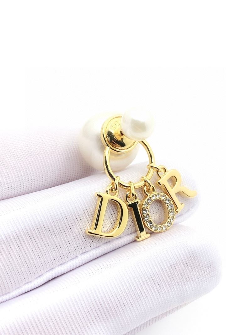 chr1st1an D10r earrings
